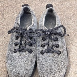 Women’s allbirds wool runners